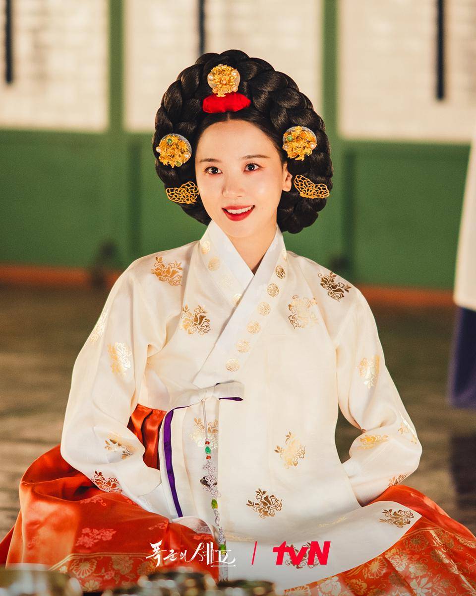 cuplikan drama Bon Appetit, Your Majesty (instagram.com/tvn_drama)
