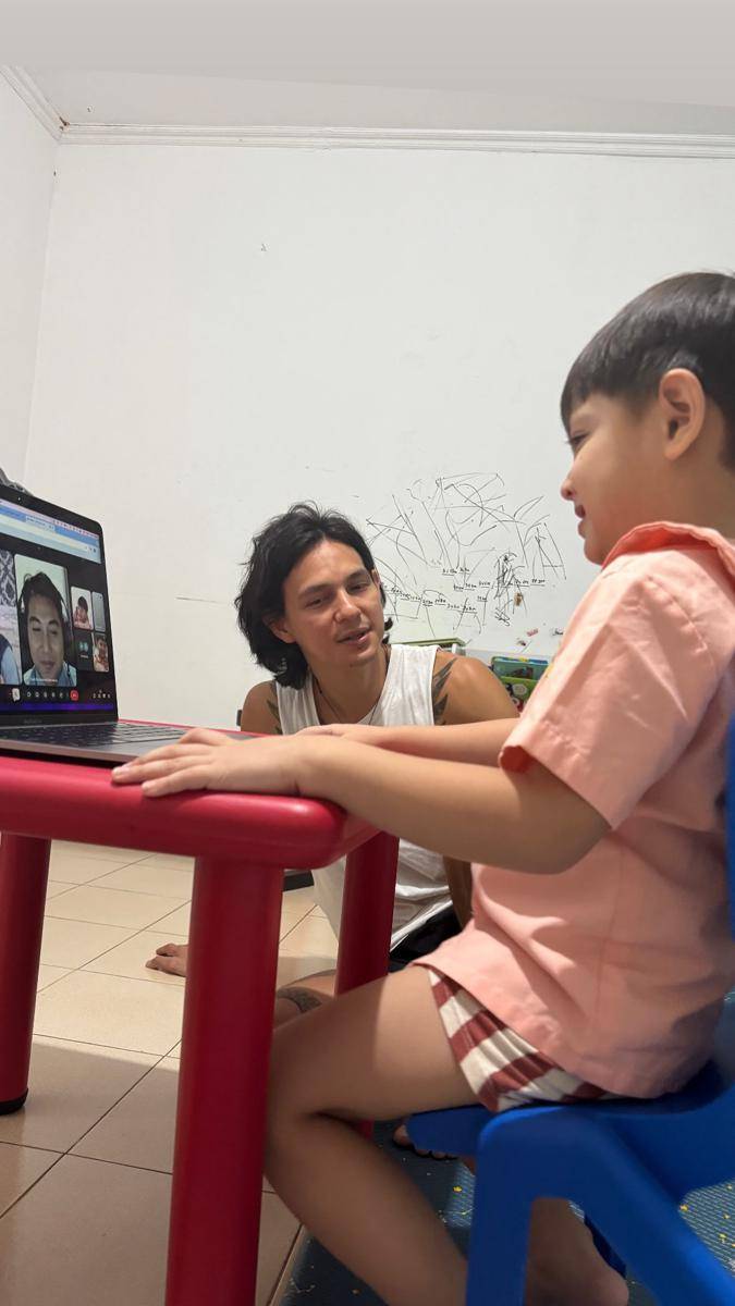 anak artis sekolah online 