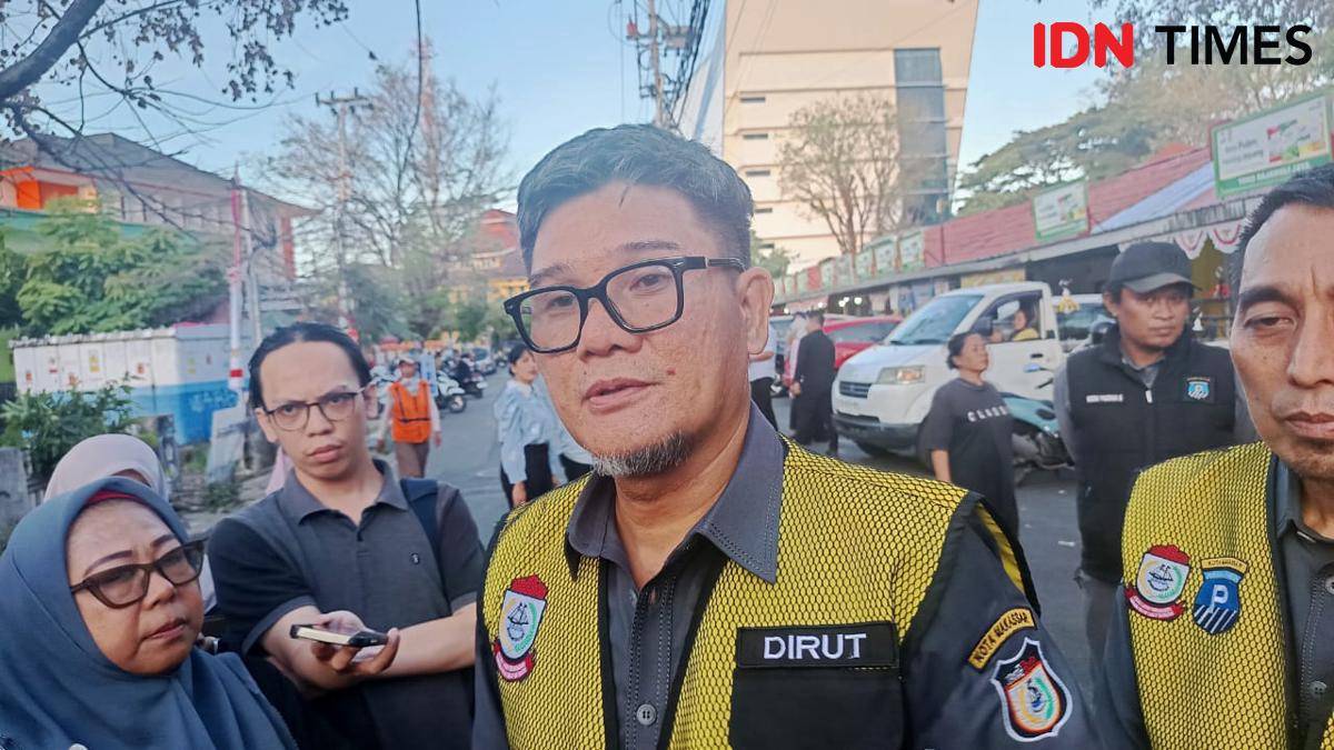 Plt Direktur Utama Perumda Parkir Adi Rasyid Ali usai peluncuran digitalisasi parkir di Kota Makassar, Senin (1/9/2025). (IDN Times/Asrhawi Muin)