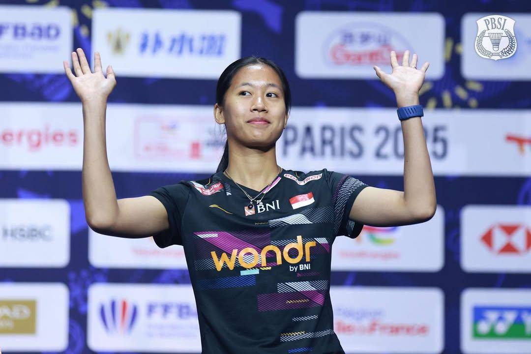 Podium tunggal putri Kejuaraan Dunia 2025-🥇- Akane Yamaguchi 🇯🇵🥈- Chen Yu Fei 🇨🇳🥉- Putri (2).jpg