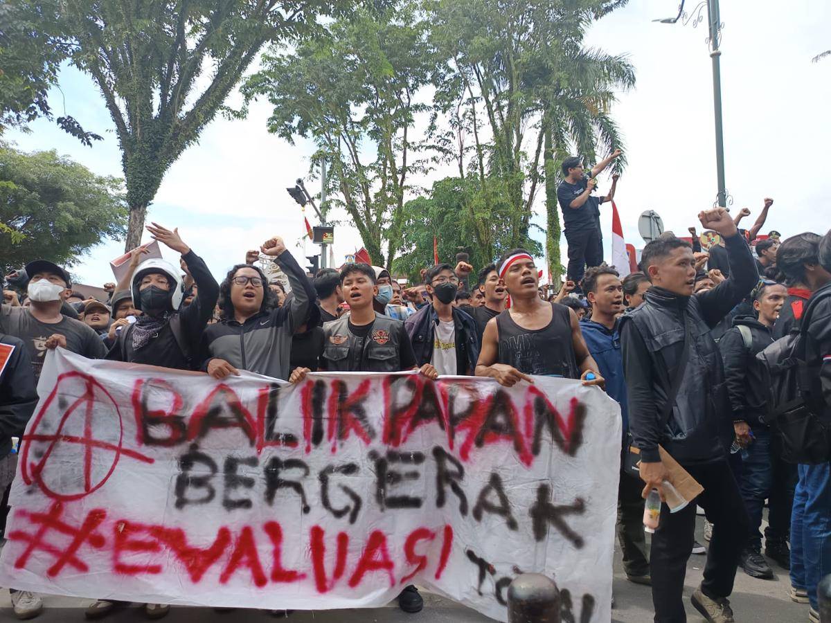 Demonstrasi di Balikpapan.