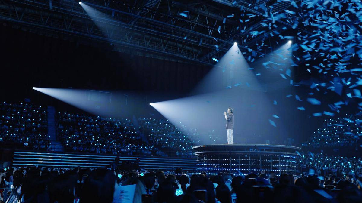 Suho di Konser SU:HOME