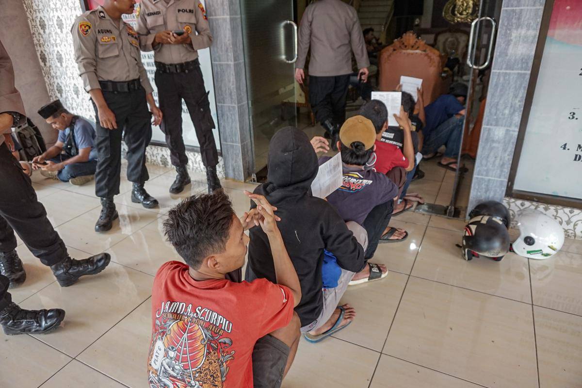 antarafoto-patroli-skala-besar-di-pekalongan-1756707838.jpg