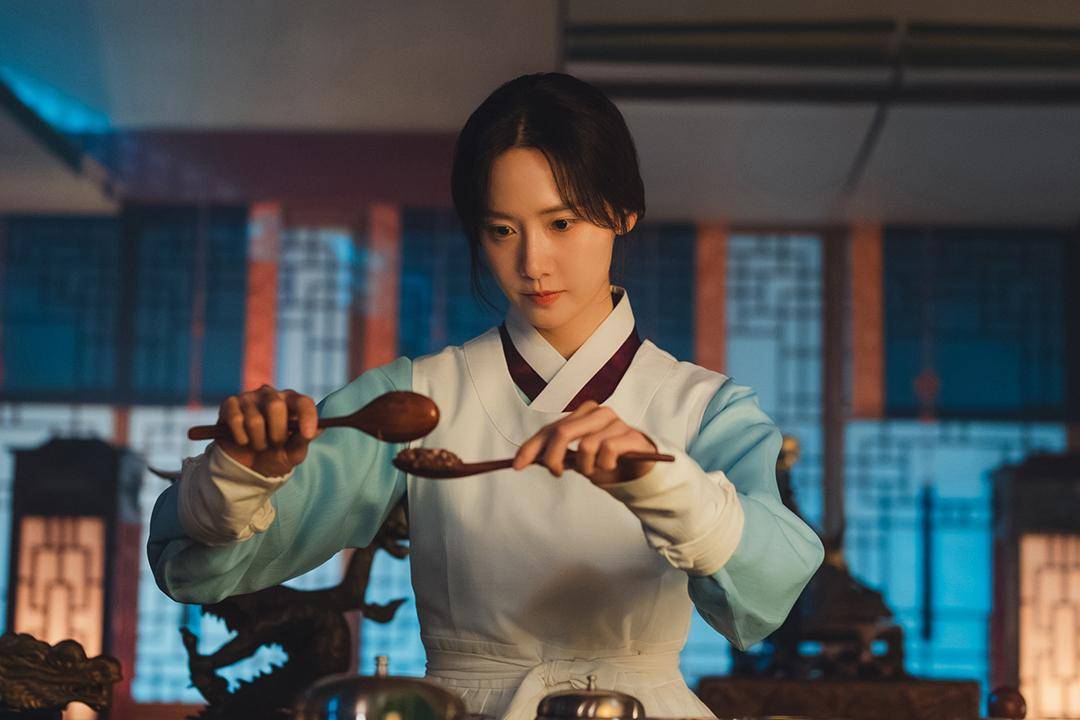 Still cut drama Korea Bon Appétit, Your Majesty