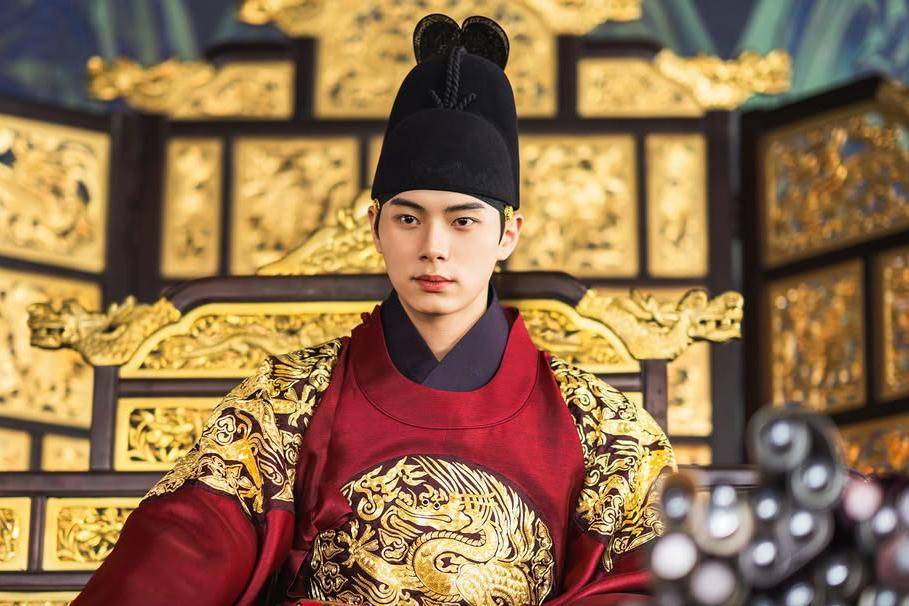 Still cut drama Korea Bon Appétit, Your Majesty