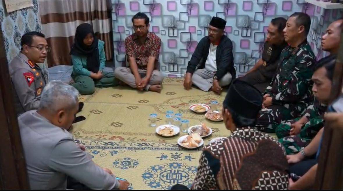 Irjen Pol. Anggoro Sukartono menyatakan sudah melayat ke rumah duka Rheza di Jaten, Sendangadi, Mlati Kabupaten Sleman.