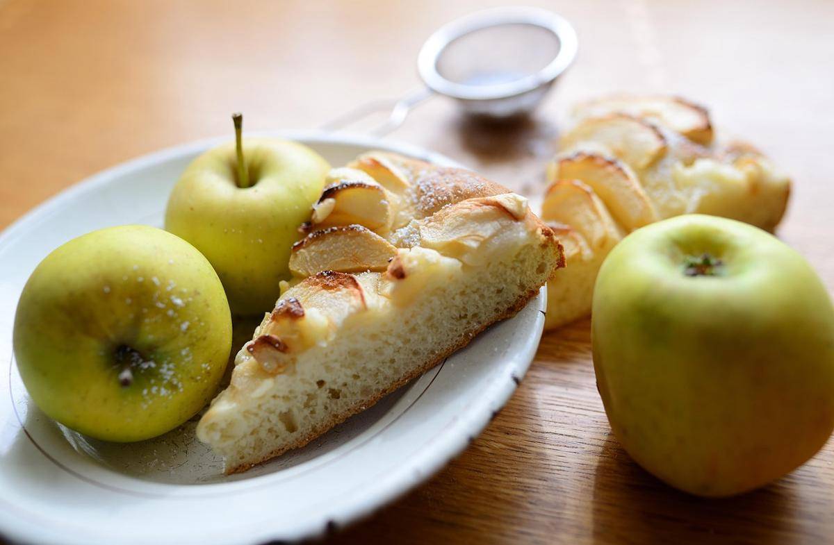 apple cake 