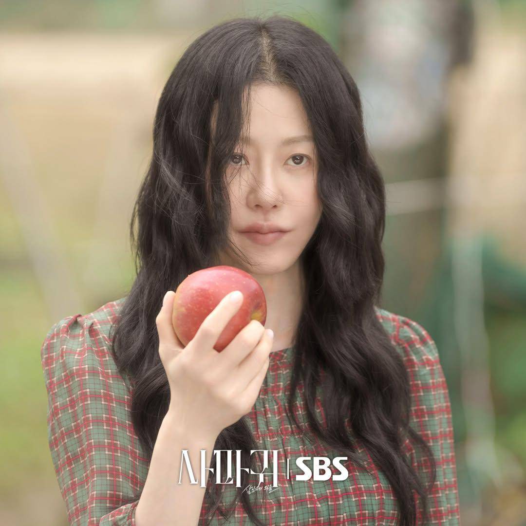 still cut drama Korea Queen Mantis (dok. SBS)