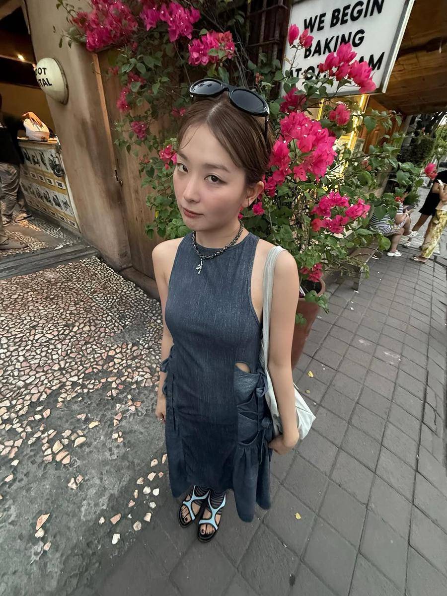 potret liburan Seulgi Red Velvet di Bali (instagram.com/hi_sseulgi)