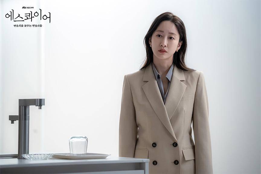 still cuts drama Beyond the Bar