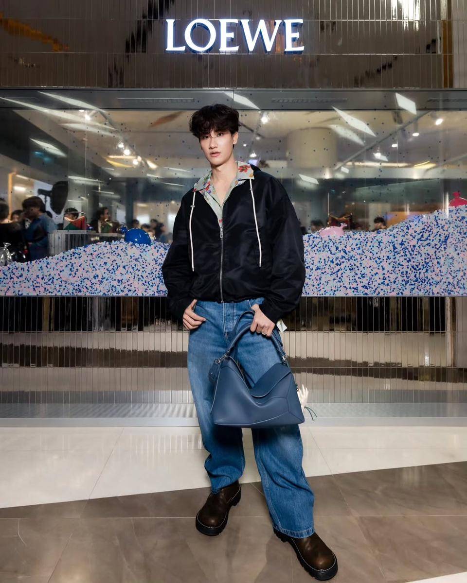 Tas Loewe Koleksi Tay Tawan (instagram.com/tawan_v)