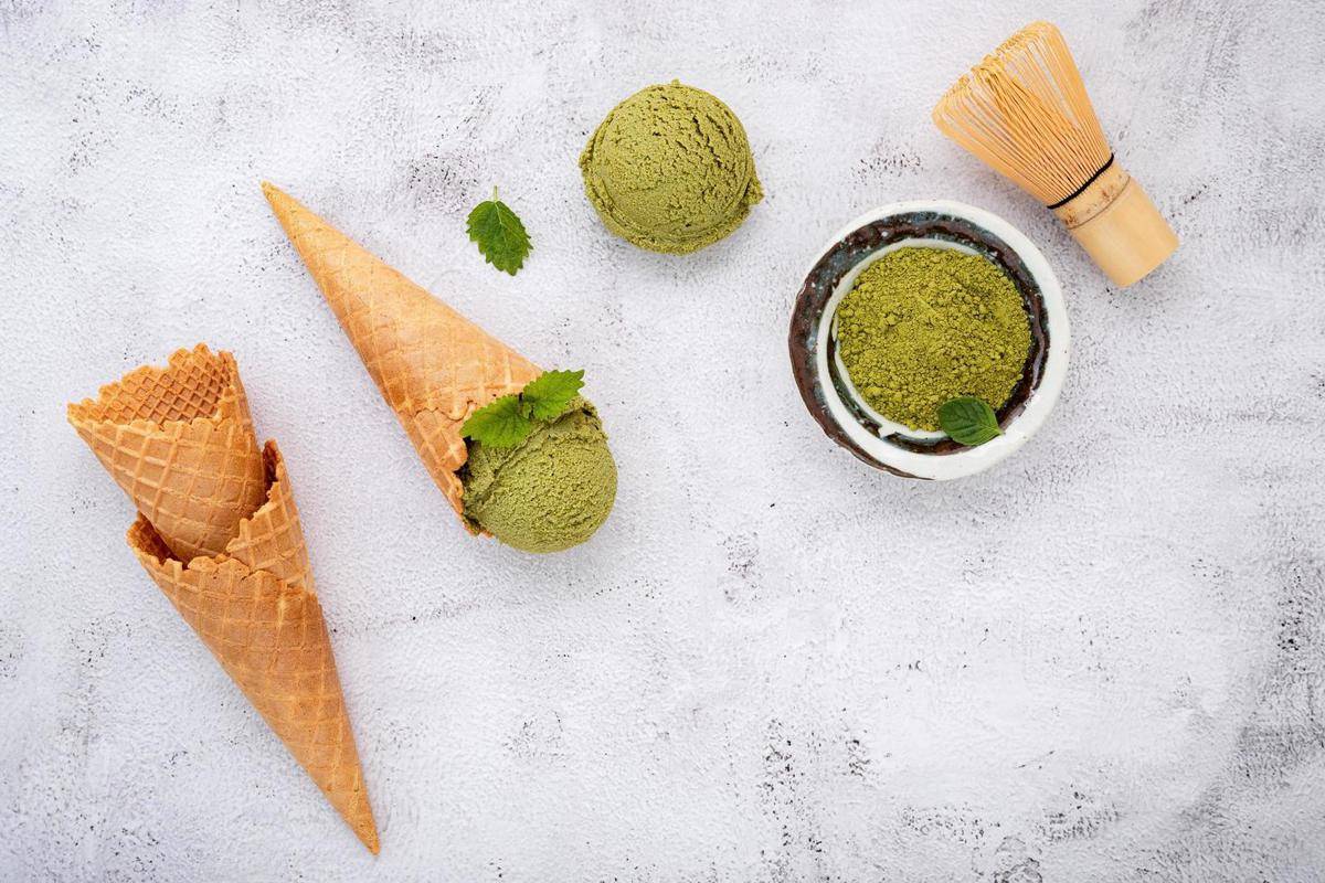 ilustrasi es krim matcha