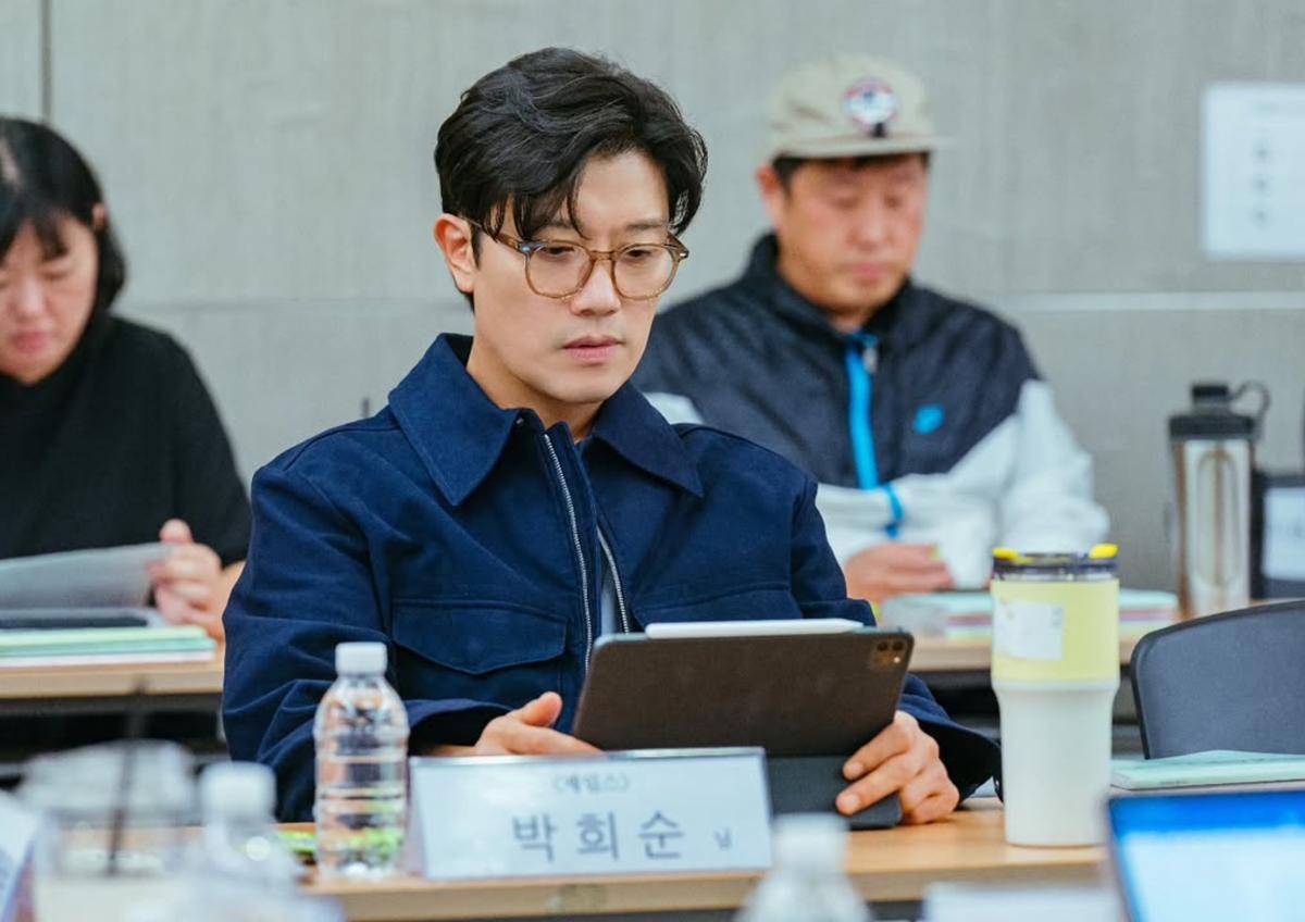 Park Hee Soon (instagram.com/park_hee_soon)