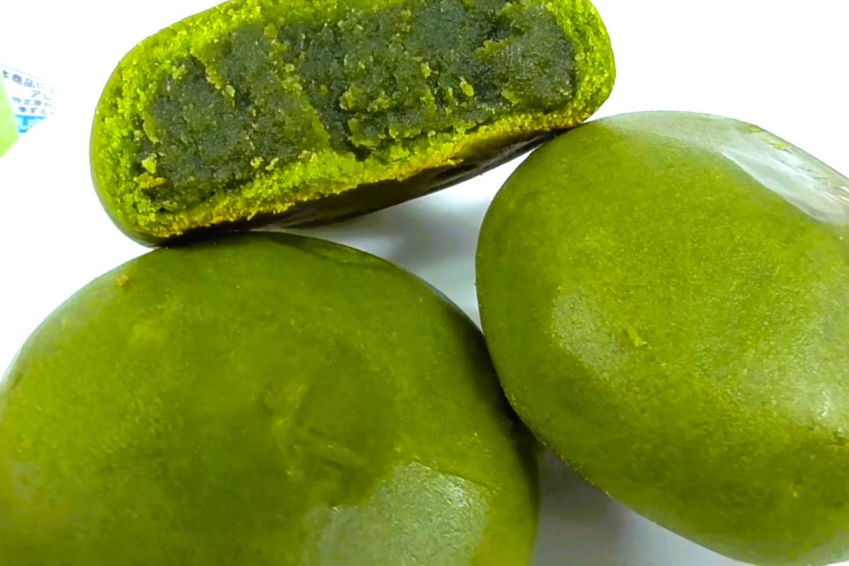 ilustrasi manju matcha