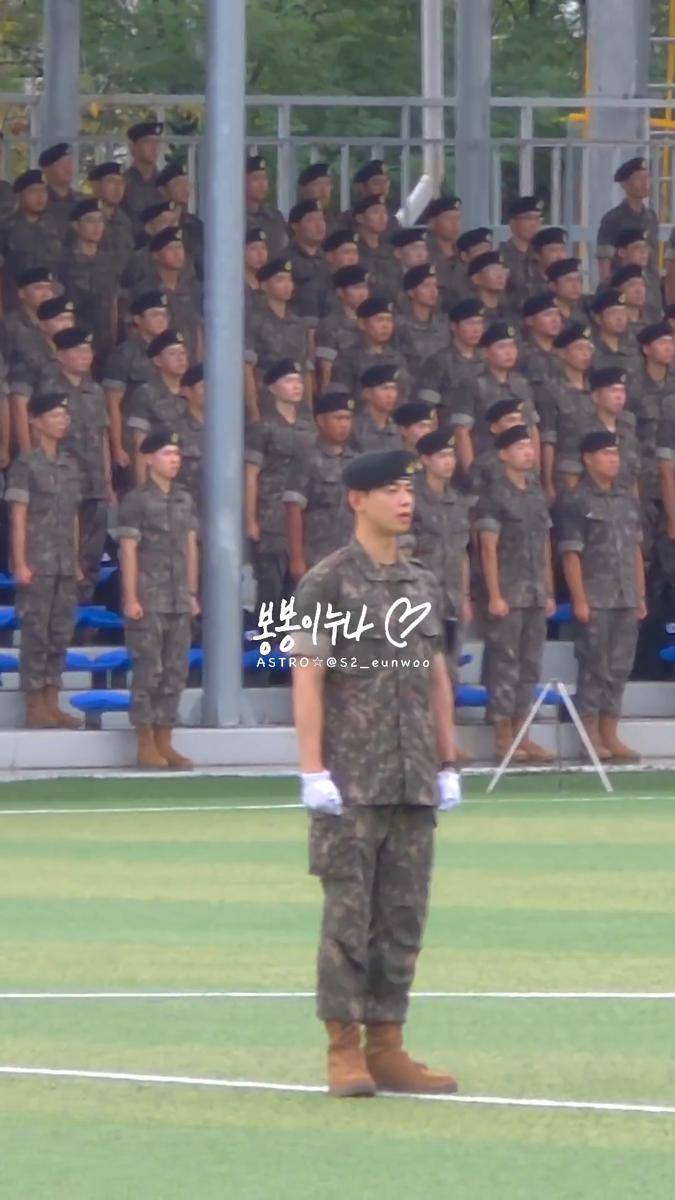 Cha Eun Woo jadi komandan upacara kelulusan pelatihan dasar