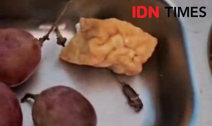 Tangkap layar menu MBG mengandung jangkrik di SMPN 2 Sewon, Bantul