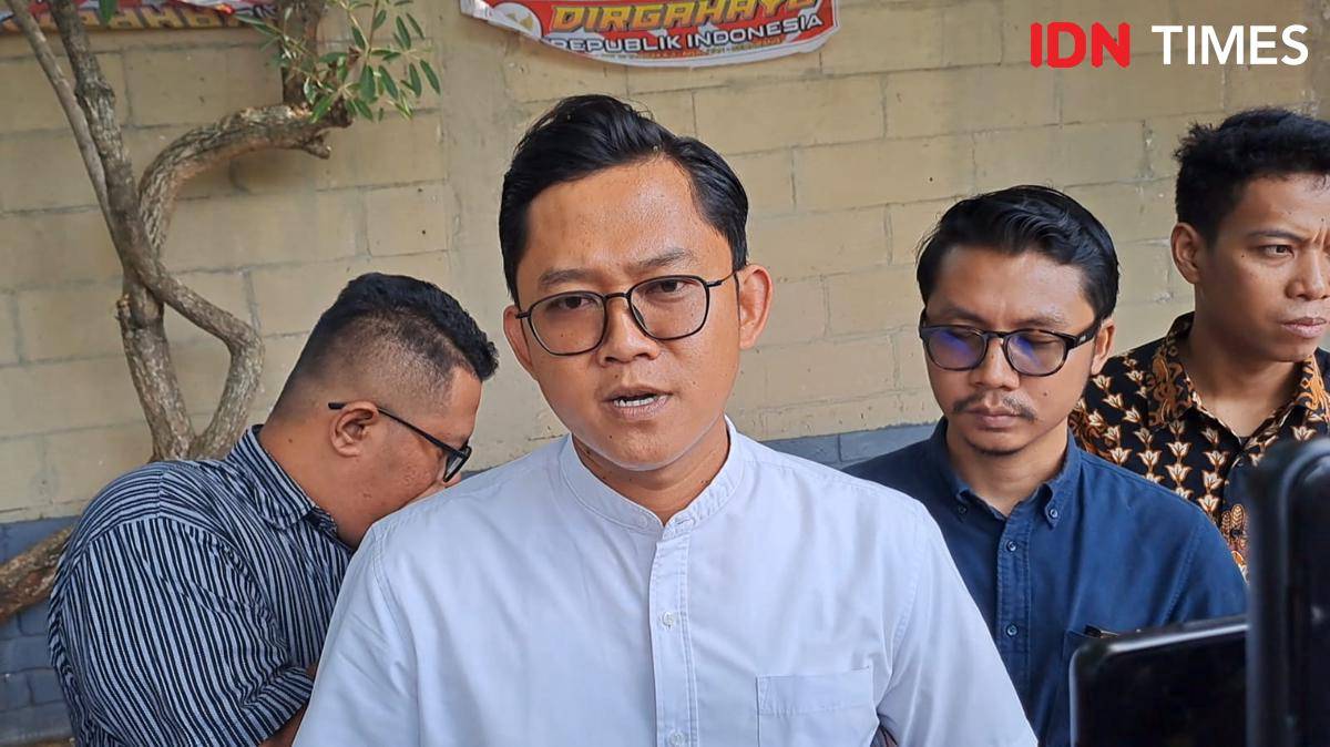 Ketua Pusat Bantuan Hukum (PBH) Ikatan Alumni Fakultas Hukum (FH) Unnes, Ady Putra Cesario. (IDN Times/Anggun Puspitoningrum)