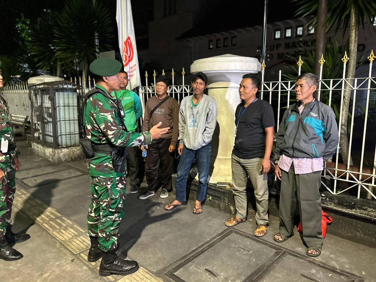 TNI AD Patroli
