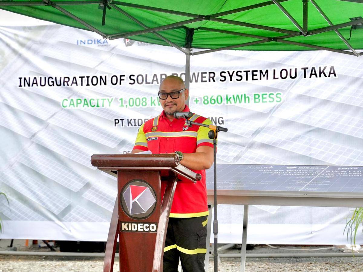 Direktur Utama Kideco M. Kurnia Ariawan saat memberikan sambutan pada peresmian Solar Panel System Kideco
