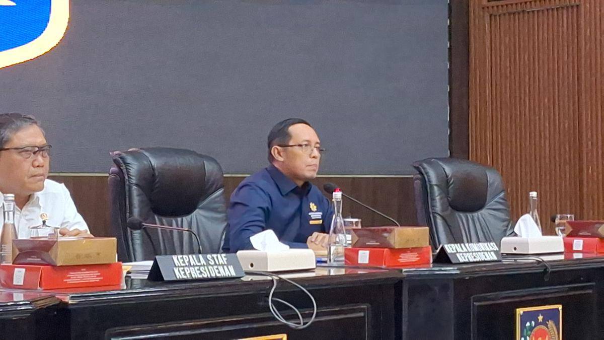 Kepala PCO Hasan Nasbi, Selasa (2/9/2025). (IDN Times/Yosafat Diva Bayu Wisesa)
