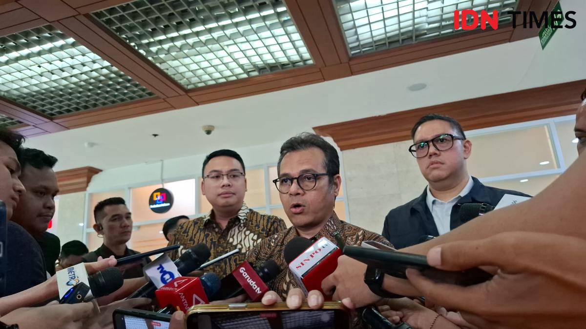 Wamen Komdigi, Nezar Patria bicara fitur live tiktok yang dipotos. (IDN Times/Amir Faisol)