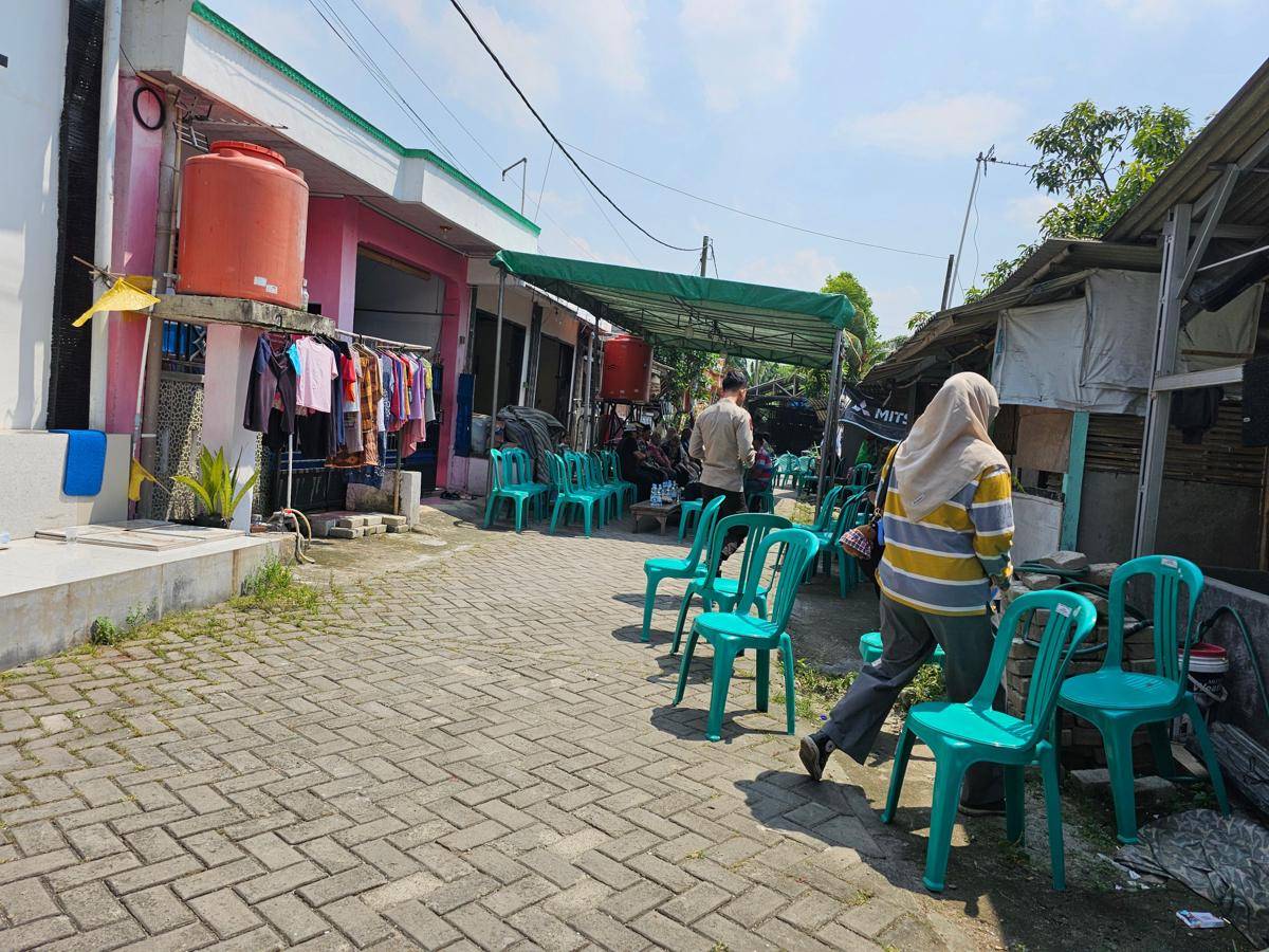 Suasana rumah duka Andika Lutfi Falah