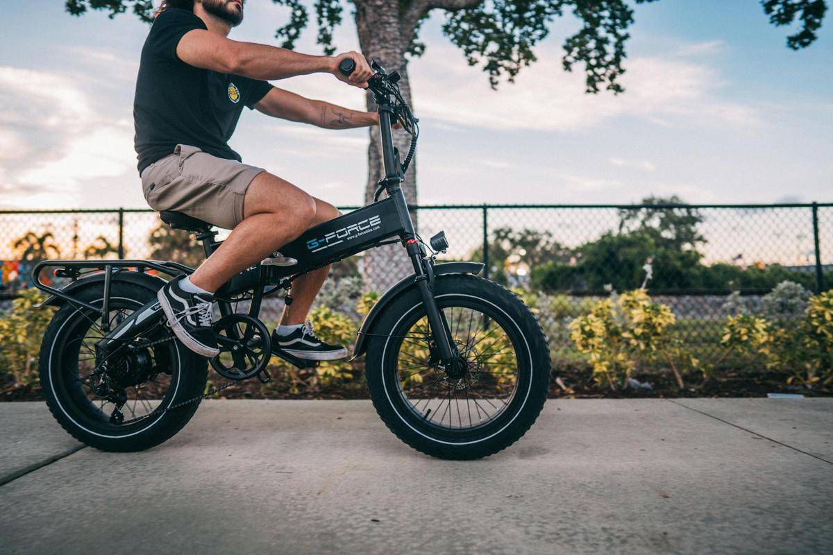 ilustrasi sepeda lipat (pexels.com/G-FORCE Bike)