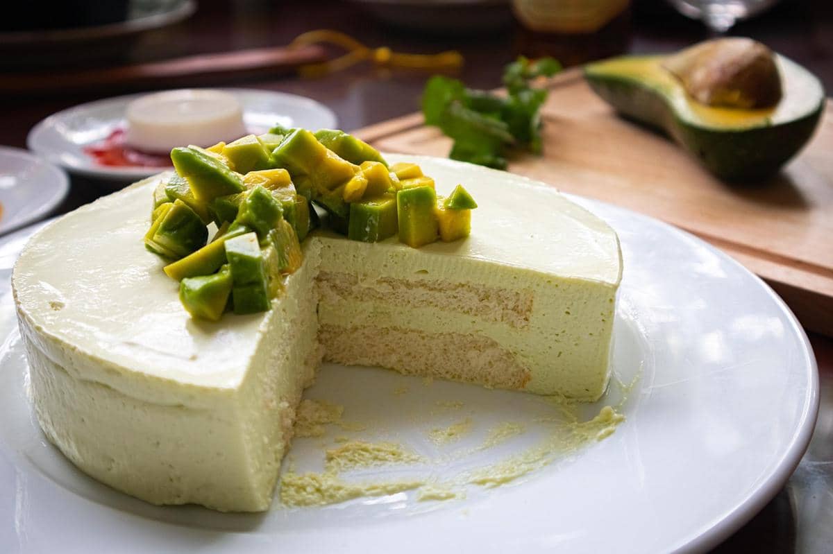 Resep Avocado Cake yang Lembut, Harum, dan Manisnya Pas di Lidah!