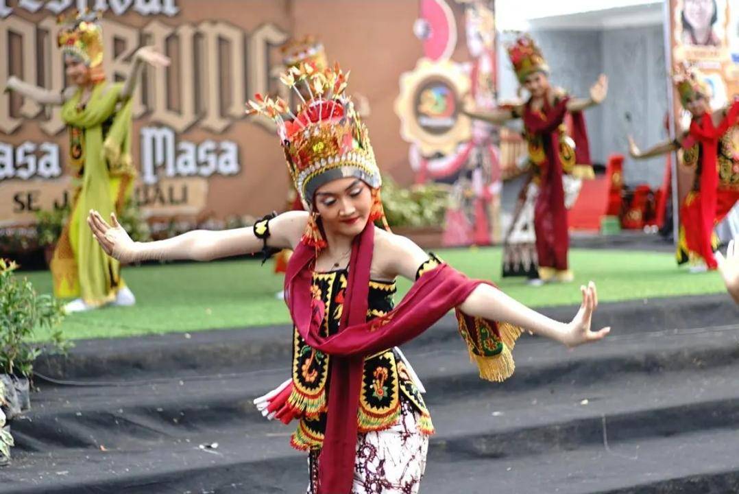 Ilustrasi penari gandrung. Dok Pemkab Banyuwangi.