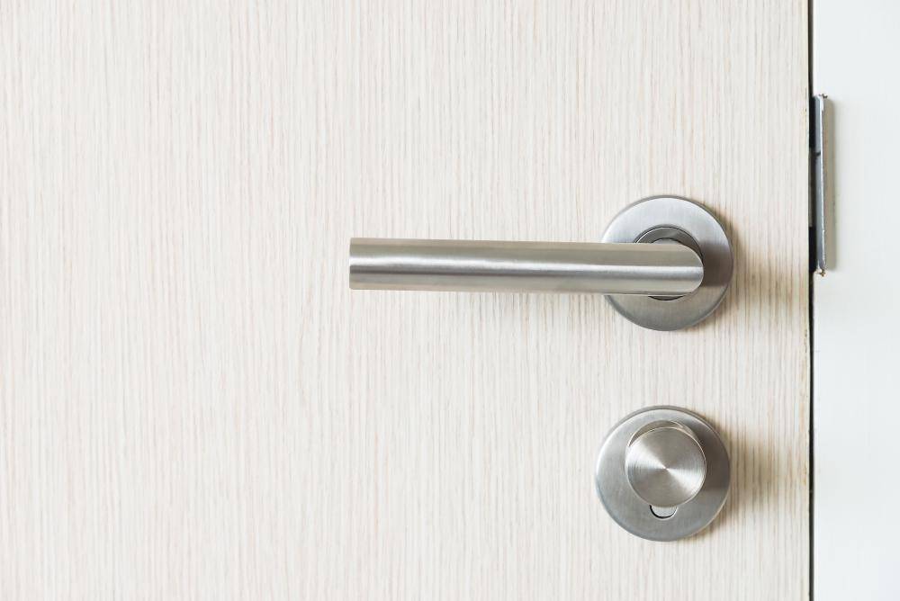 ilustrasi gagang pintu (freepik.com/lifeforstock)