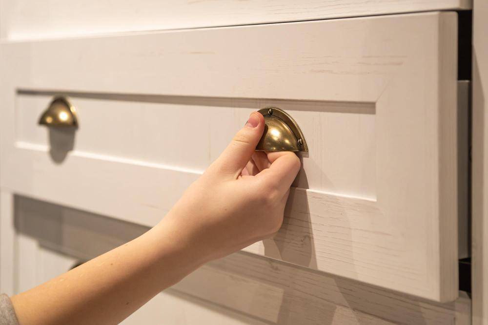 ilustrasi handle kabinet