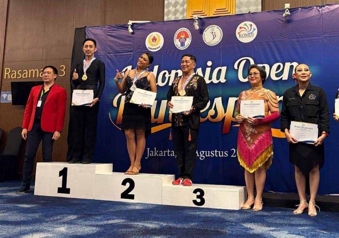 DanceSport Lampung saat meraih medali di Kejurnas. (IDN Times/istimewa)
