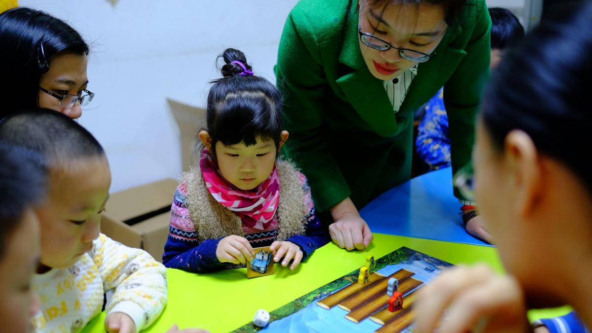 ruang kelas montessori (unsplash.com/Jerry Wang)