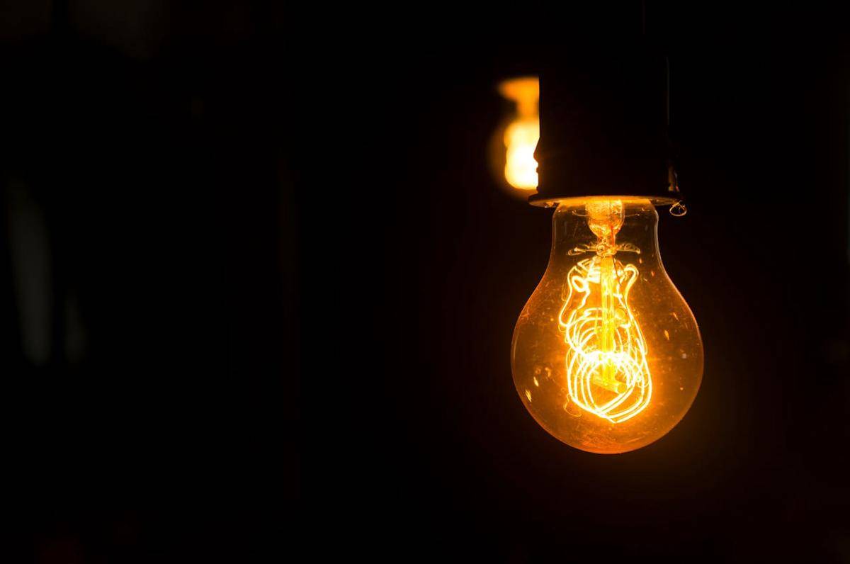 Ilustrasi hemat energi (pexels.com/Photo by Daniel Reche)