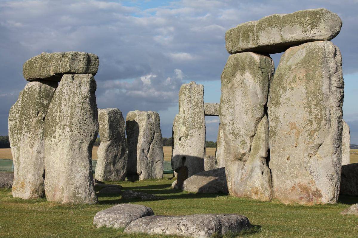 Misteri Stonehenge, susunan batu raksasa yang memicu perdebatan ilmuwan. (Pexels/Kris Schulze)