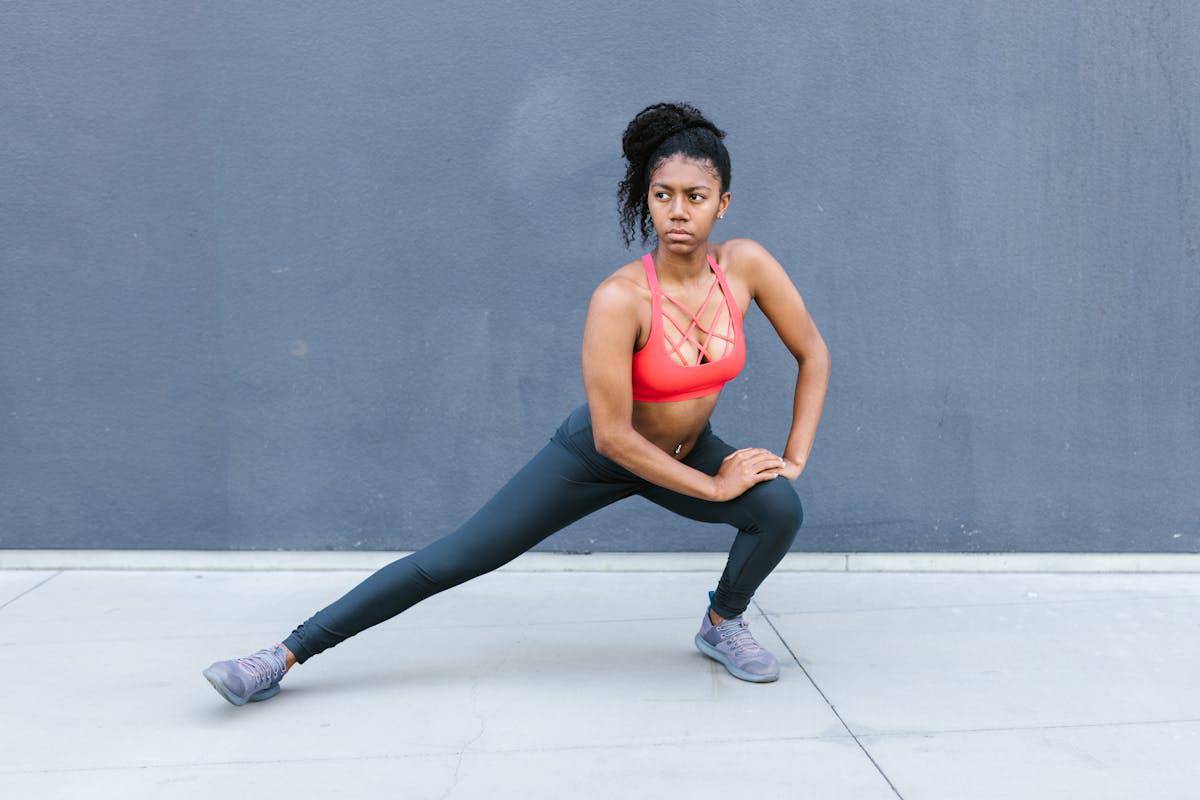 ilustrasi stretching (pexels.com/RDNE Stock project)