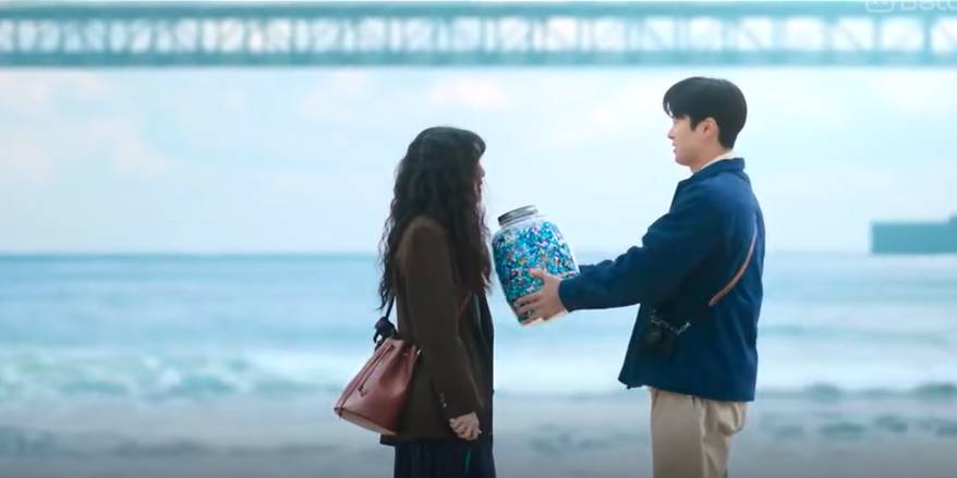cuplikan film Love Untangled