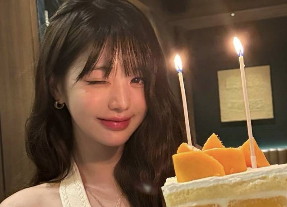 Jang Wonyoung IVE