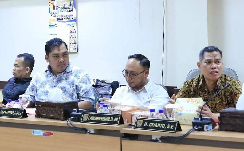Ilustrasi aktivitas anggota DPRD Kota Semarang - 6.jpg