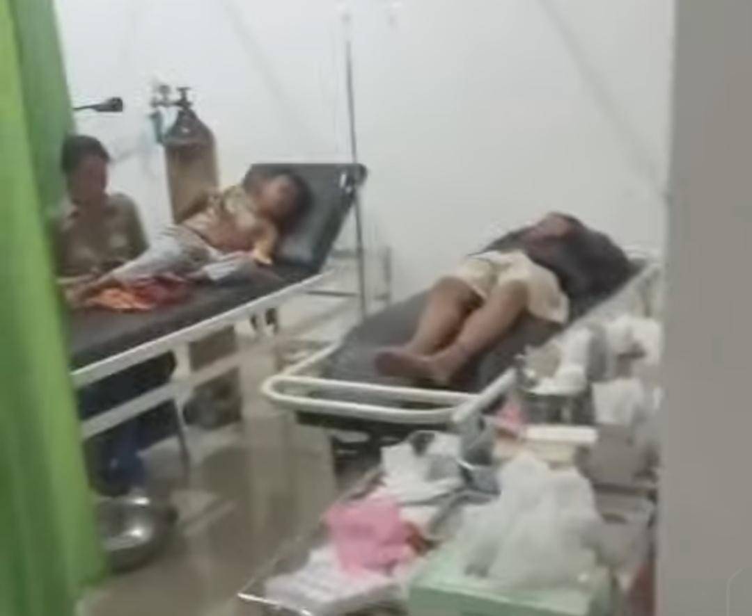 Sejumlah siswa di Pedamaran OKI dìbawa ke Puskesmas diduga keracunan usai santap MBG. (Dok. Warga)
