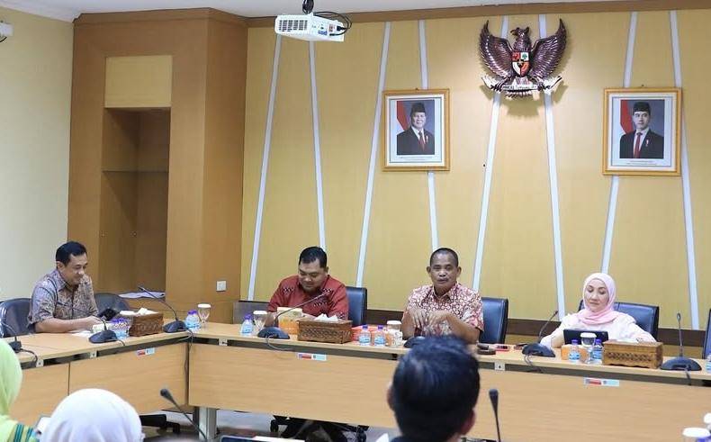 Ilustrasi aktivitas anggota DPRD Kota Semarang - 8.jpg