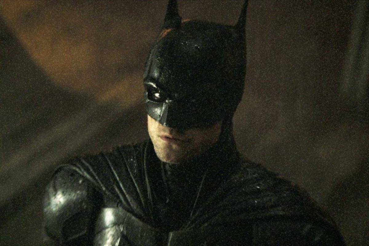 Namun, ia menampik isu jadi Batman versi DCU.jpg