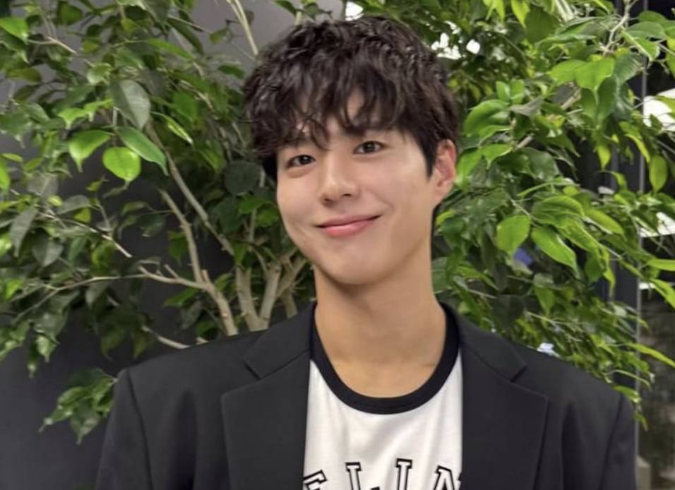 potret aktor Park Bo Gum 