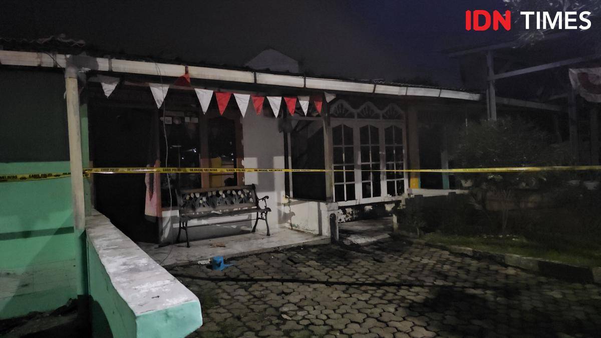 Asrama Polsek Serpong usai dilanda kebakaran pada Rabu (3/9/2025) siang (IDN Times/Maya Aulia Aprilianti) 