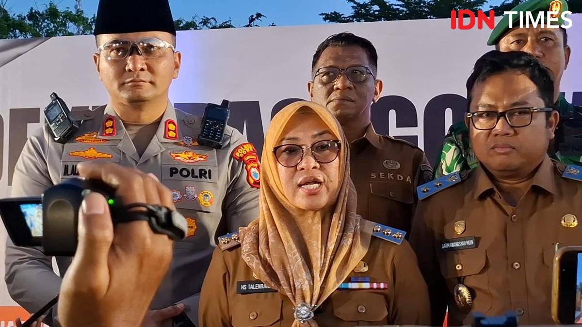 Bupati Gowa, Husniah Talenrang, memimpin deklarasi Gowa Damai, Selasa (2/9/2025). IDN Times/Darsil Yahya