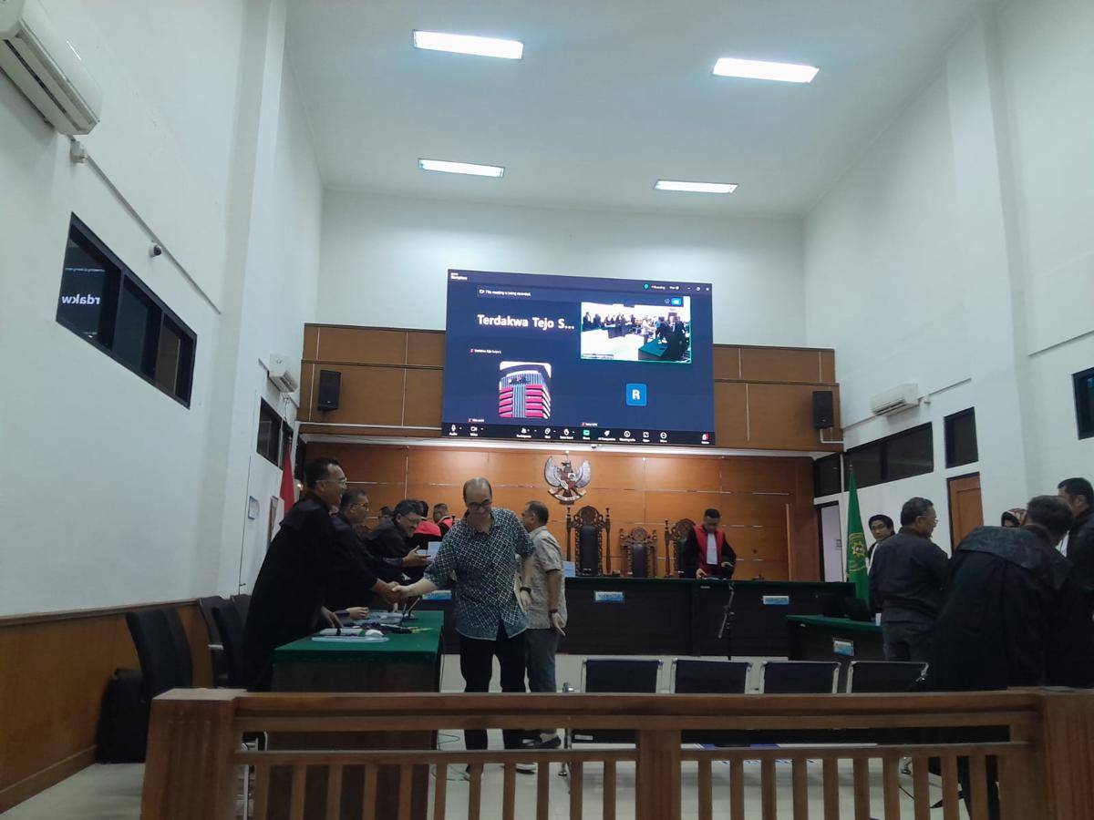 Terdakwa sidang korupsi proyek fiktif PT Telkomsigma