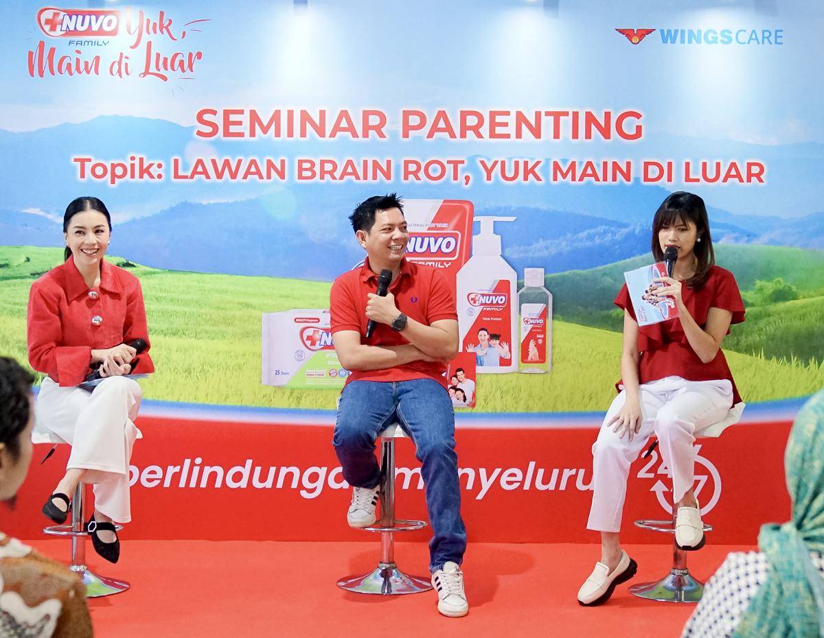 NUVO Family juga melibatkan para orang tua melalui sesi seminar NUVO Family Goes to School.jpeg