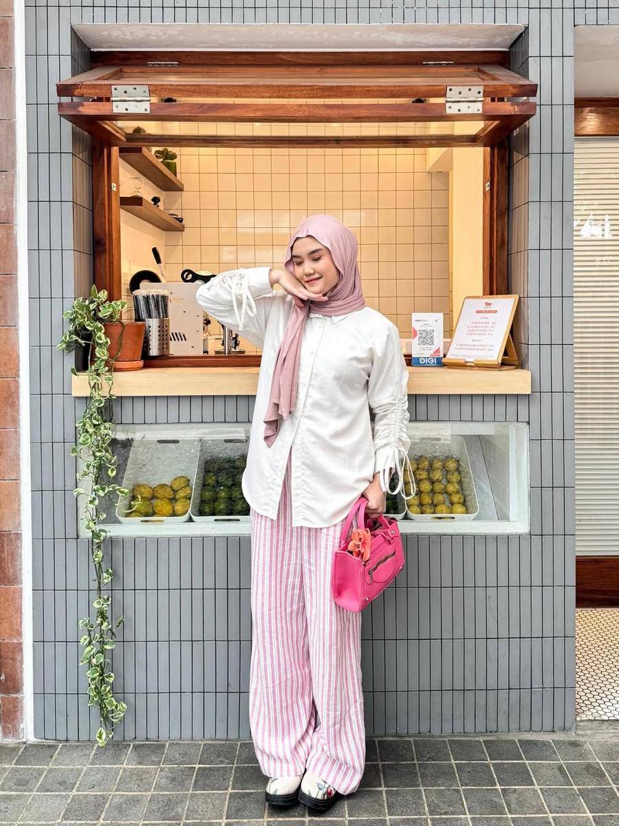 potret inspirasi look hijab santai ala Zillensa (instagram.com/zillensa)