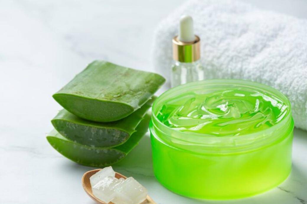 Gel Lidah Buaya (freepik.com/jcomp)