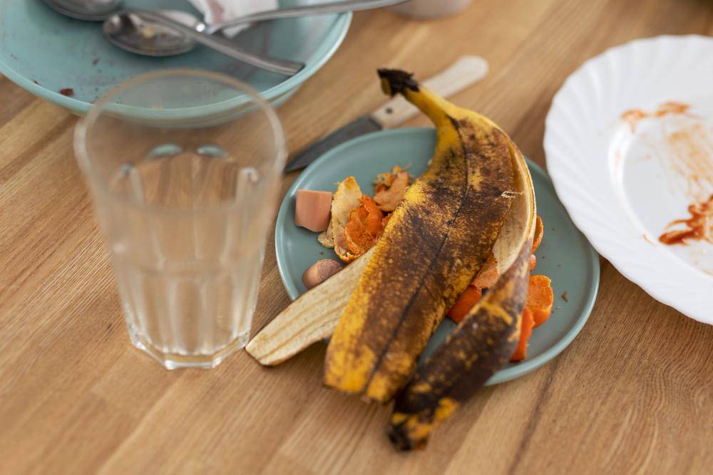 ilustrasi kulit pisang (freepik.com/freepik)